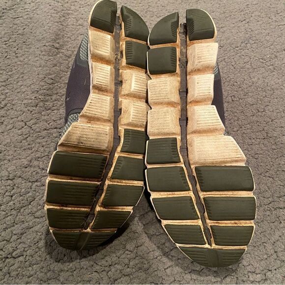 On Cloud Running Cloud 5 Men’s Size 10.5 Olive & Grey - Picture 8 of 12